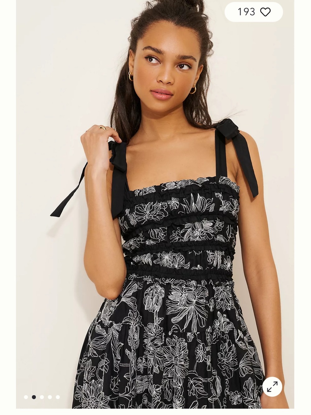 En Saison Black & White Floral Smocked Midi Dress Tie Shoulder. Medium. - Picture 5 of 8